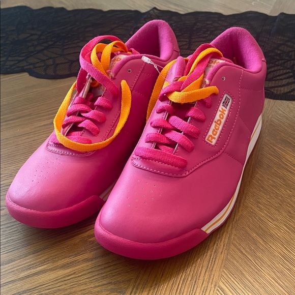 Reebok Shoes - Reebok Sneakers in Pink with Orange Laces, Vintage Style, Aerobics